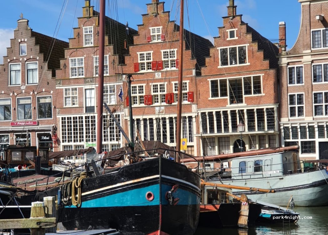 Camper Parkeerplaats | Watersport Vereniging Hoorn — foto 4