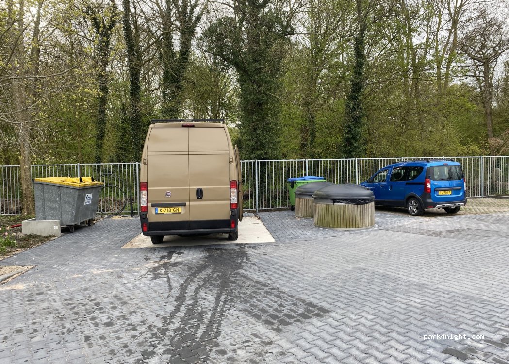 Camper Parkeerplaats | Watersport Vereniging Hoorn — foto 5