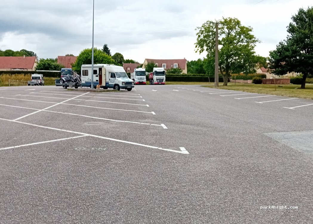 (61190) Tourouvre au Perche - Rue Charles de Gaulle — foto 4