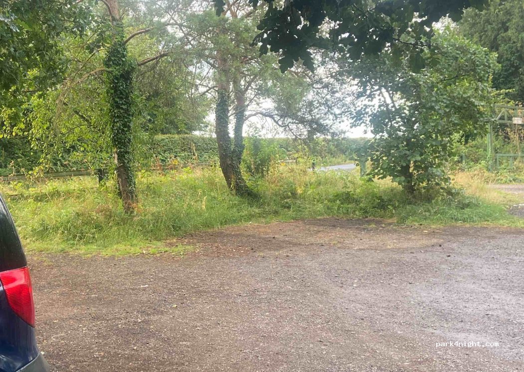 (NN7 3FG)  - Unnamed Road — foto 2