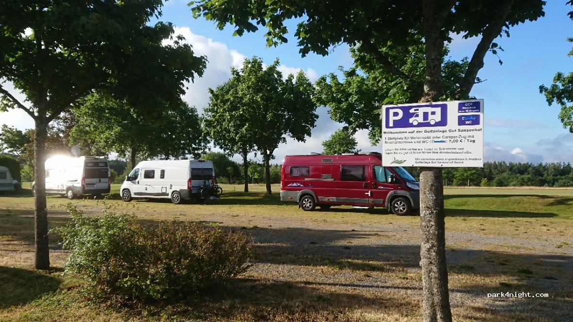 Wohnmobilstellplatz Golfclub Gut Sansenhof — foto