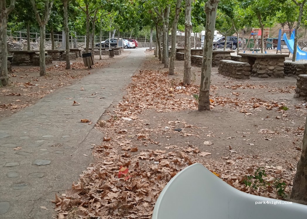 (10748) Abadía - Calle Carretera — foto