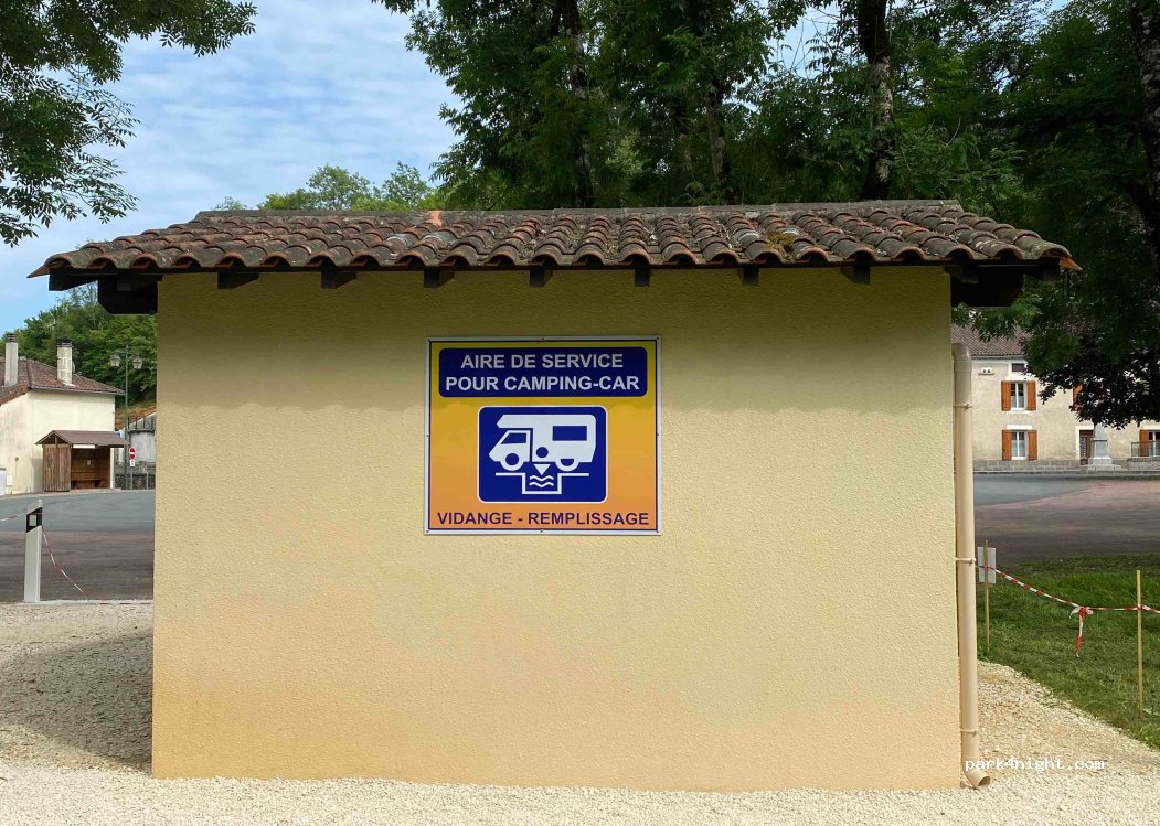 (24300) Saint-Martial-de-Valette - — foto 3