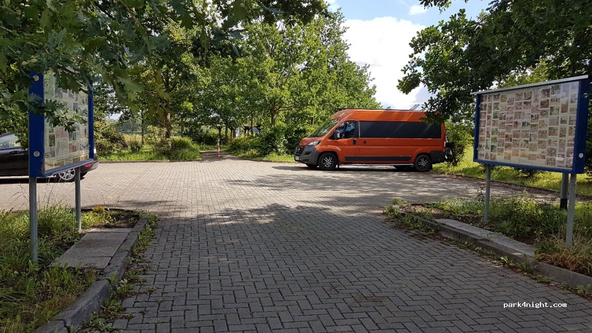 (39249) Barby (Elbe) - 1 An der Fähre — foto