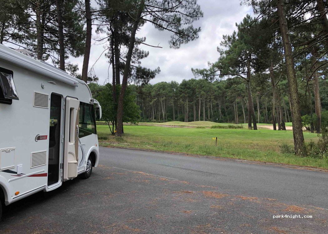(33680) Lacanau - Allée des Golfs — foto 2