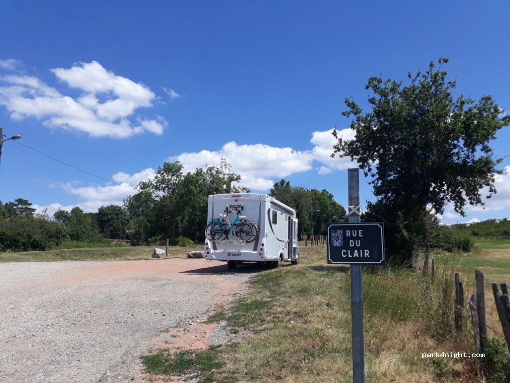 (69440) Saint-Laurent-d'Agny - 108 Rue du Clair — foto
