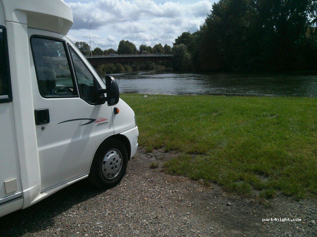 (78250) Hardricourt - Promenade du Bac — foto