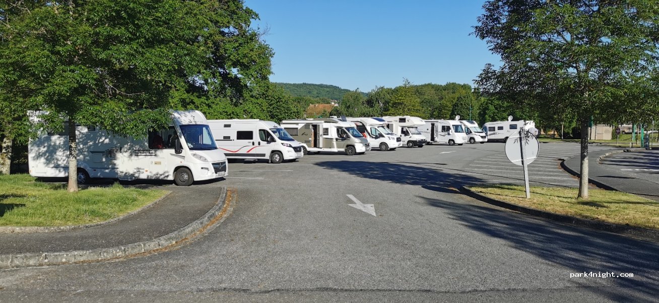(23000) Saint-Sulpice-le-Guérétois - Aire d'Accueil du Masgerot — foto 3