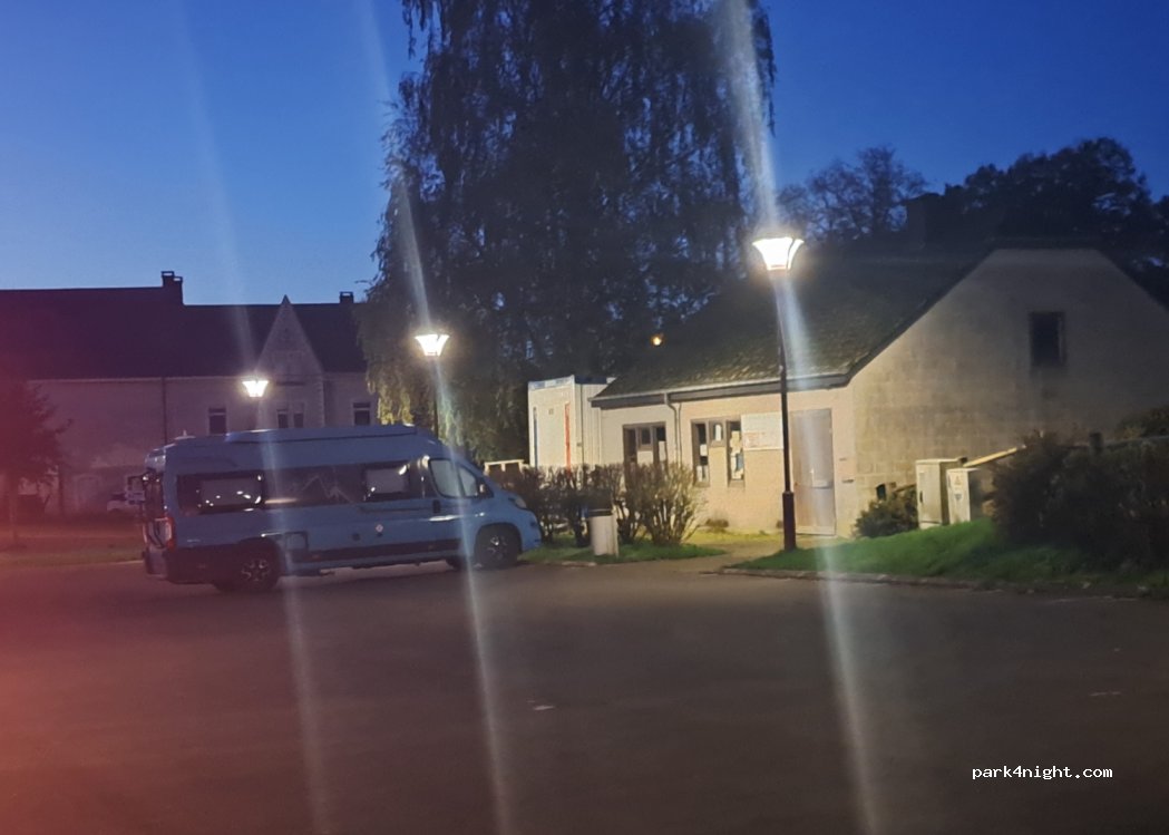 (6860) Léglise - 102 Rue des Ecoliers — foto 2