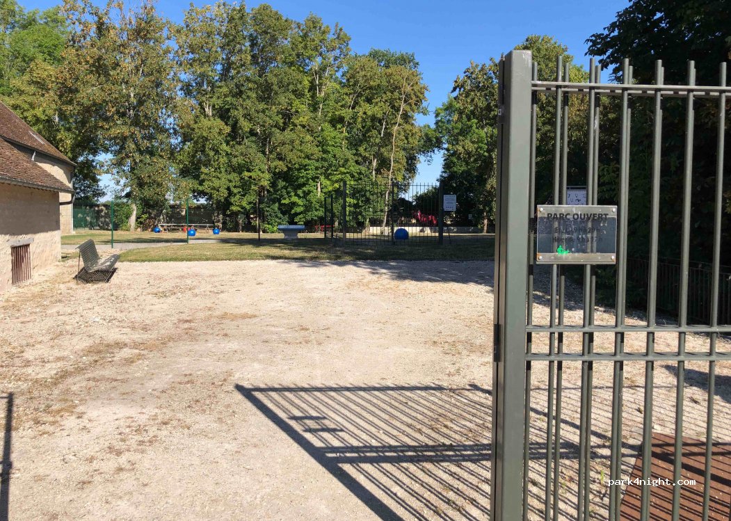 (77890) Beaumont-du-Gâtinais - 3 Rue Montgaudier — foto