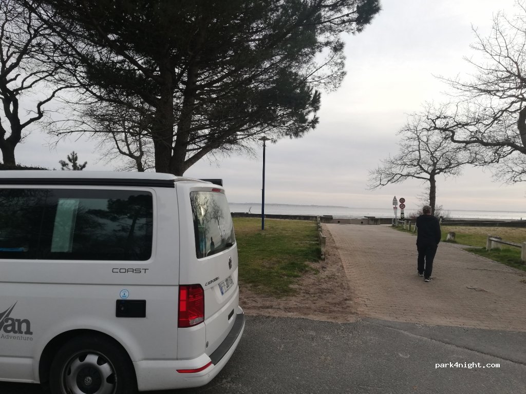 (33510) Andernos-les-Bains - 1 Boulevard du Colonel Wurtz — foto