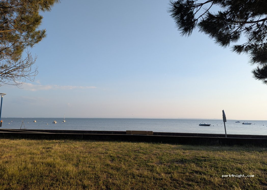 (33510) Andernos-les-Bains - 1 Boulevard du Colonel Wurtz — foto 5