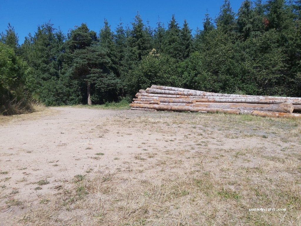 (63490) Saint-Quentin-sur-Sauxillanges - Unnamed Road — foto