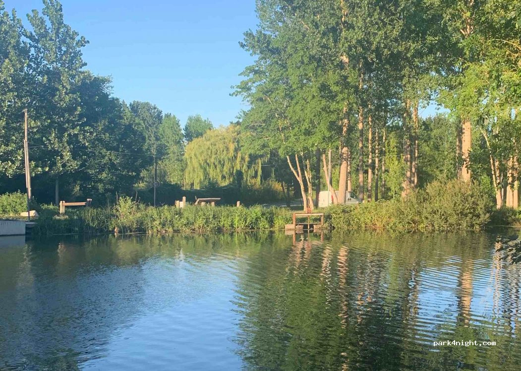 (17400) Saint-Jean-d'Angély - Quai de Bernouet — foto 2
