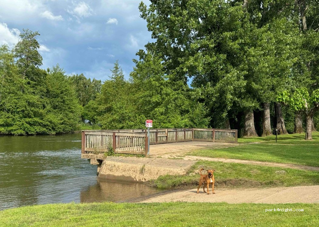 (17400) Saint-Jean-d'Angély - Quai de Bernouet — foto 4