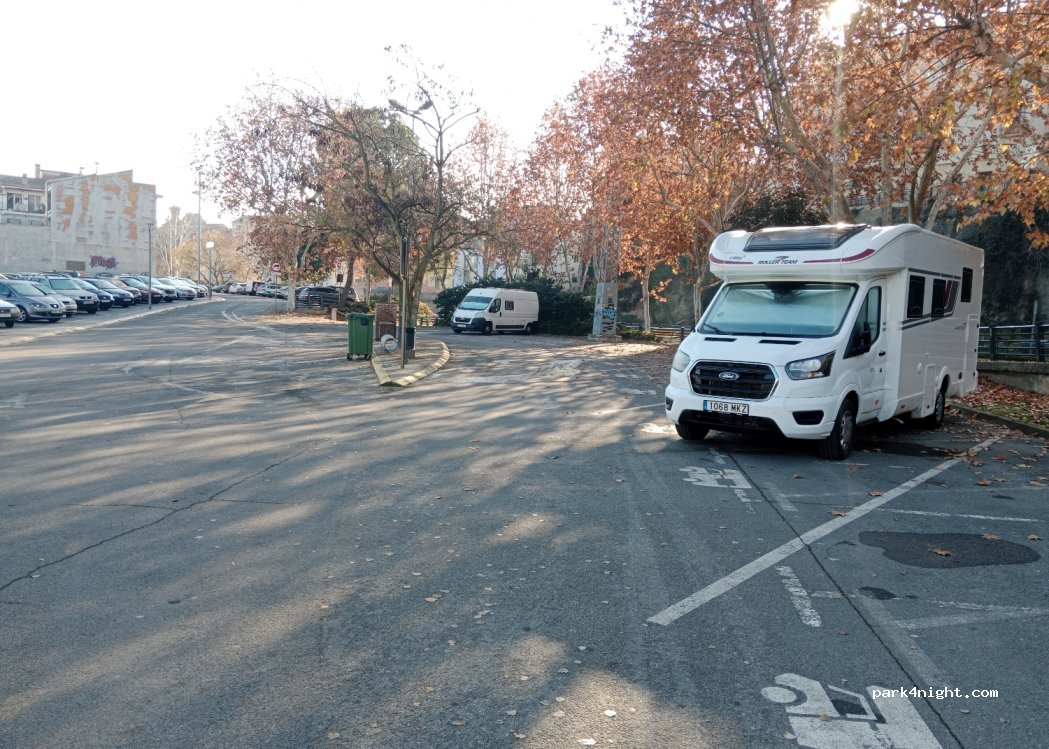 (22300) Barbastro - 9B Plaza Guisar — foto 3