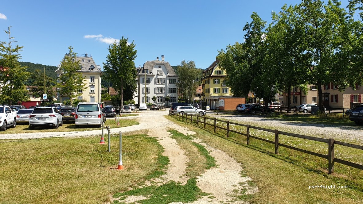 Parkplatz Burgunwiese — foto