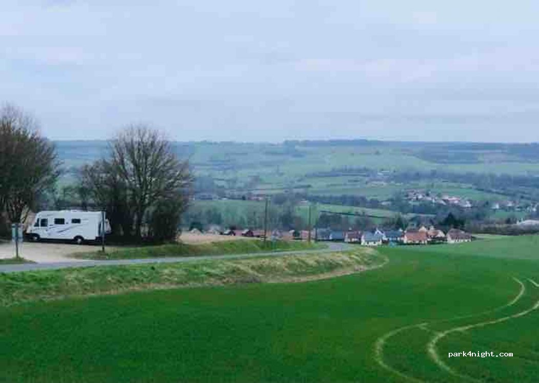 (76270) Mesnières-en-Bray - D97 — foto 2