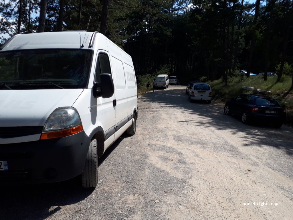 (04230) Montlaux - D16 — foto