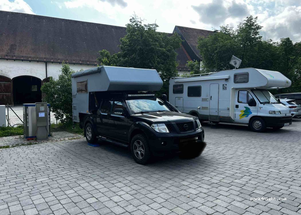Wohnmobilstellplatz am Rathaus in Aldersbach — foto 4