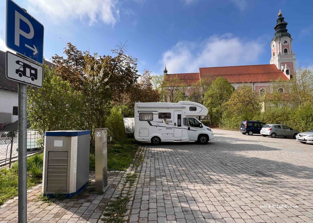 Wohnmobilstellplatz am Rathaus in Aldersbach — foto 5