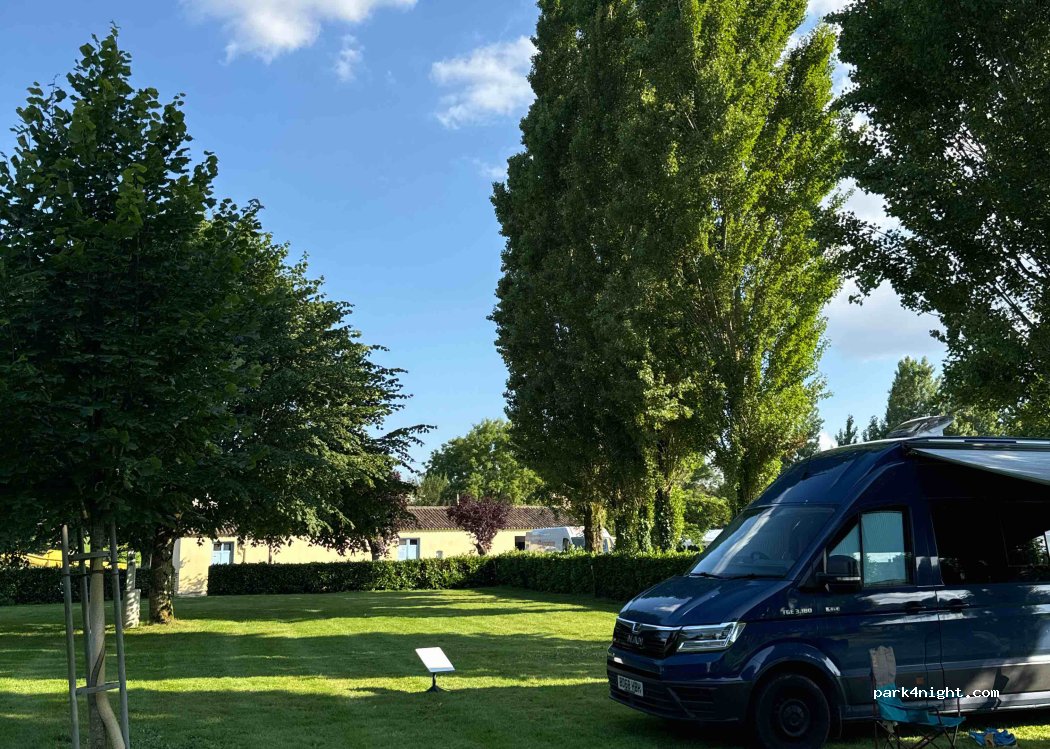 Camping municipal de Sanxay — foto 4