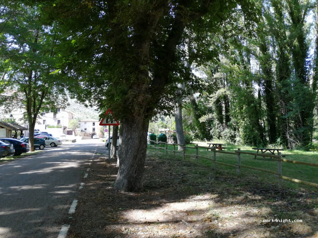 (42172) Yanguas - 1 Calle Camino del Rio — foto
