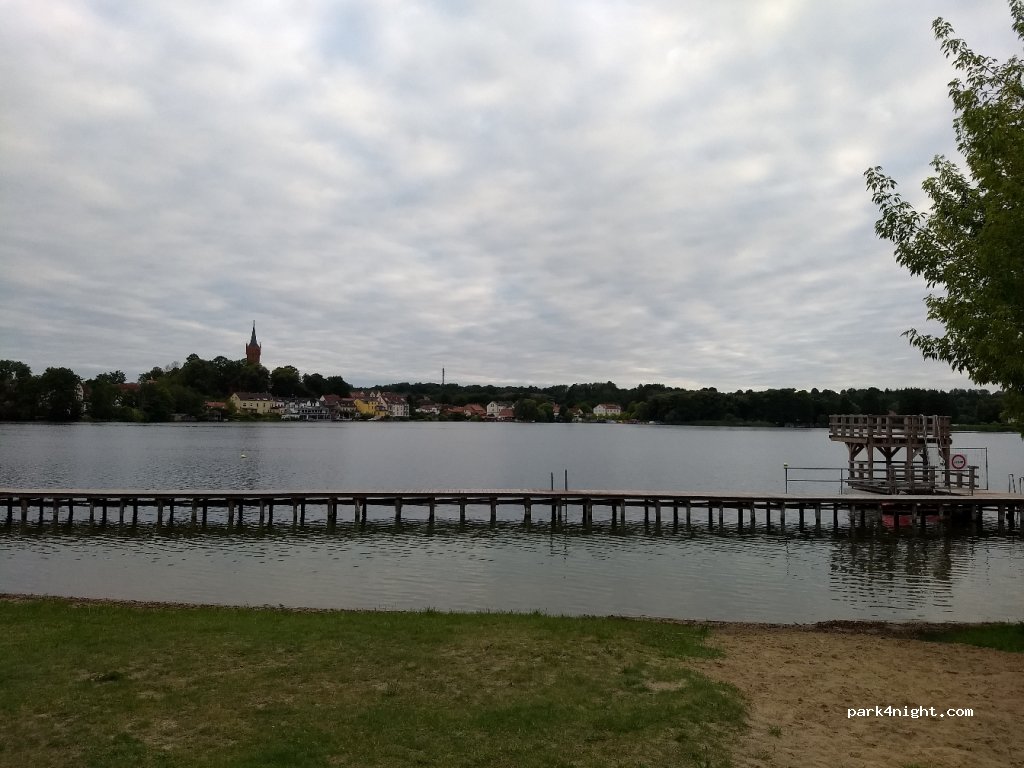 (17258) Feldberger Seenlandschaft - 33 Amtsplatz — foto
