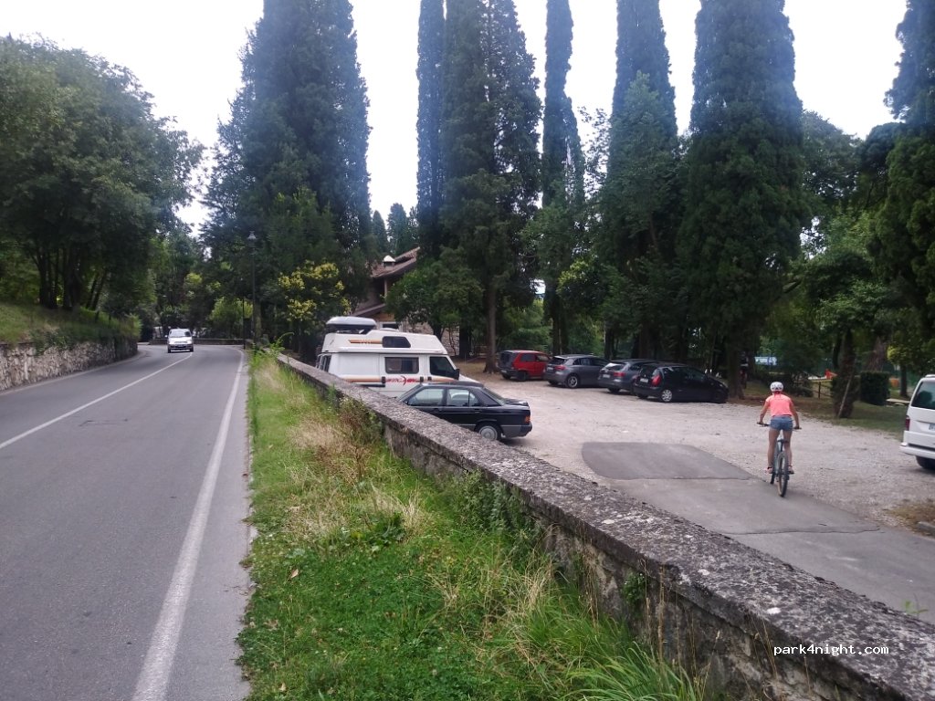 (25083) Gardone Riviera - 6 Via dei Colli — foto