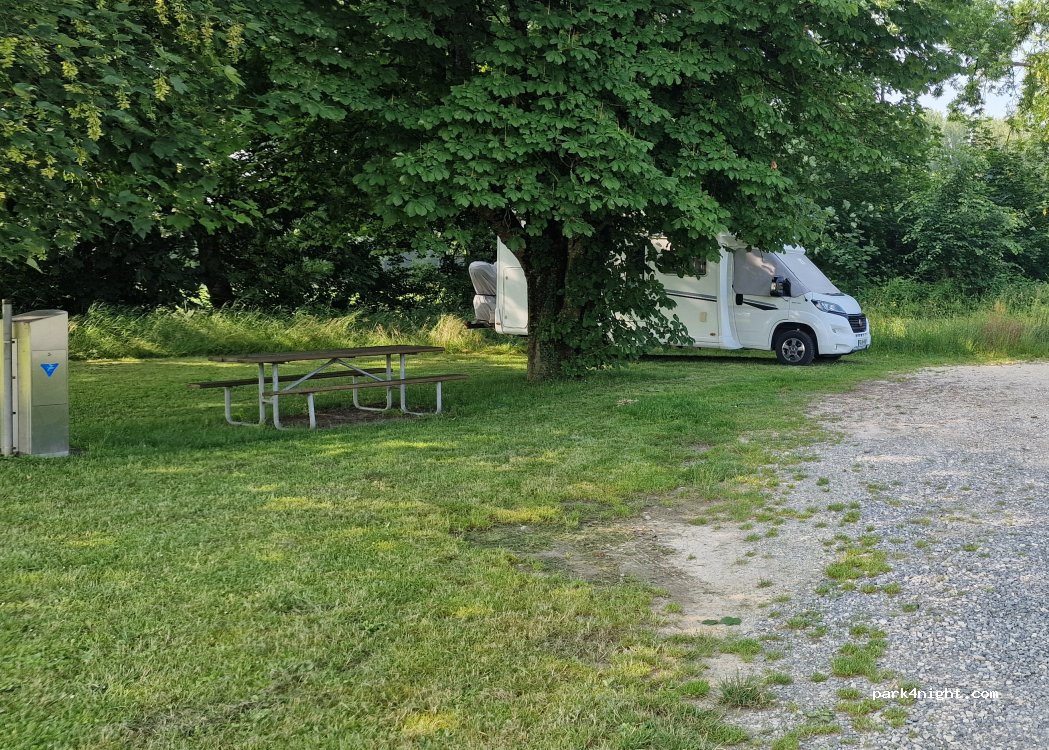 (1114) Colombier - 4 Route de l'Affiaz — foto 3
