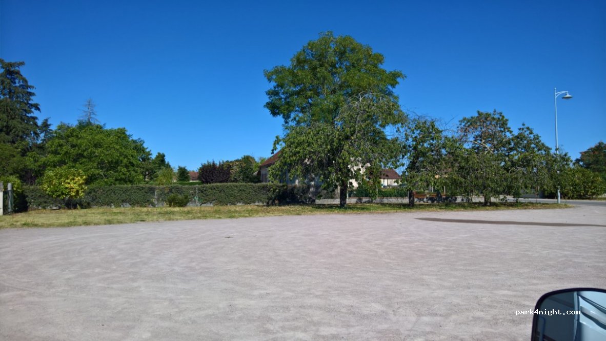 (03500) Monétay-sur-Allier - Rue de l'École — foto