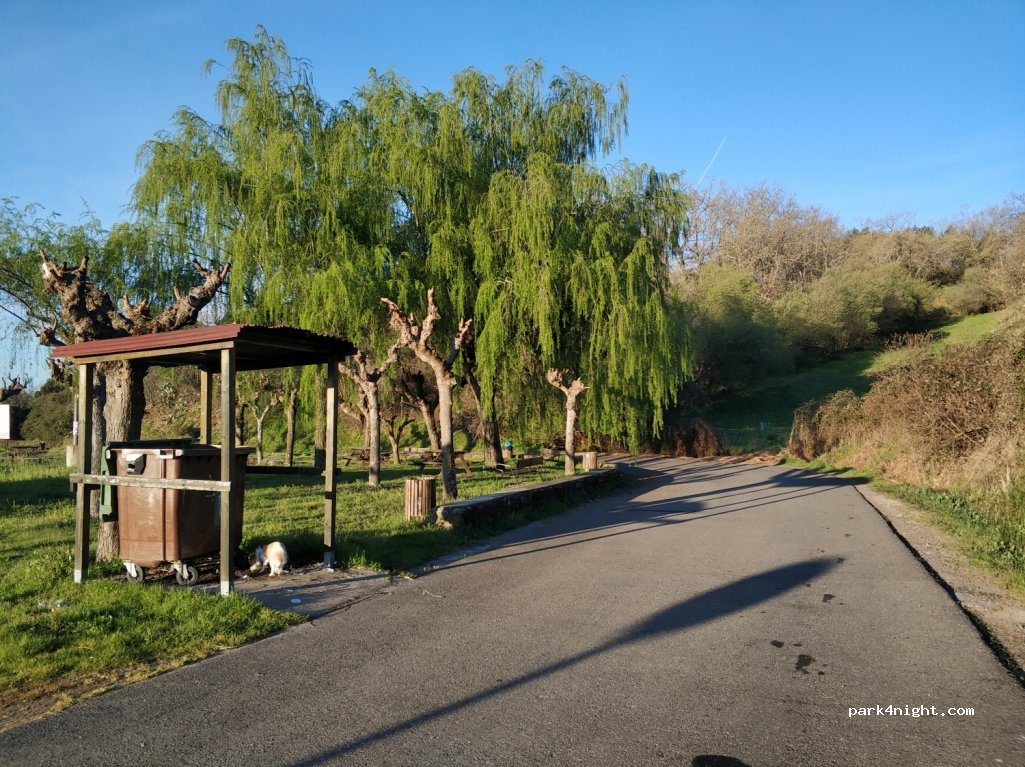 (10470) Villanueva de la Vera - EX-203 — foto