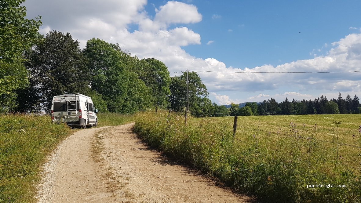 (25500) Les Fins - Unnamed Road — foto