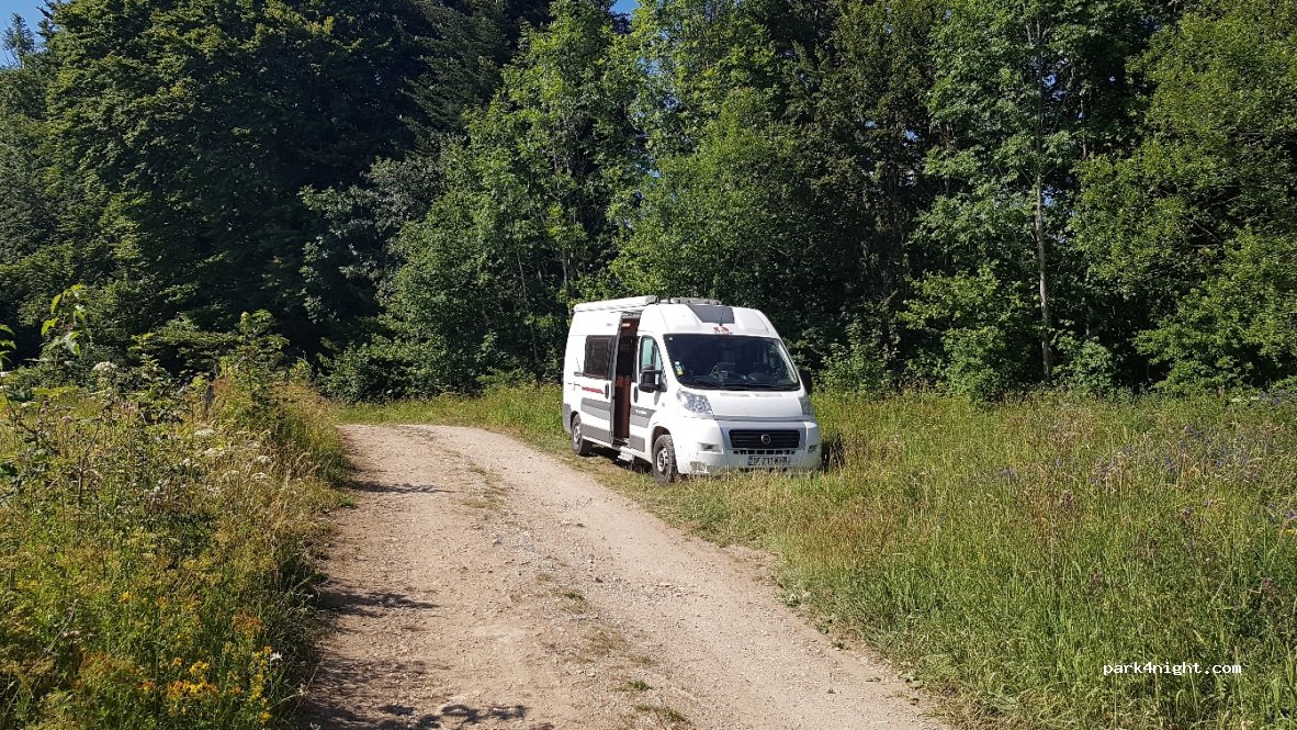 (25500) Les Fins - Unnamed Road — foto 3