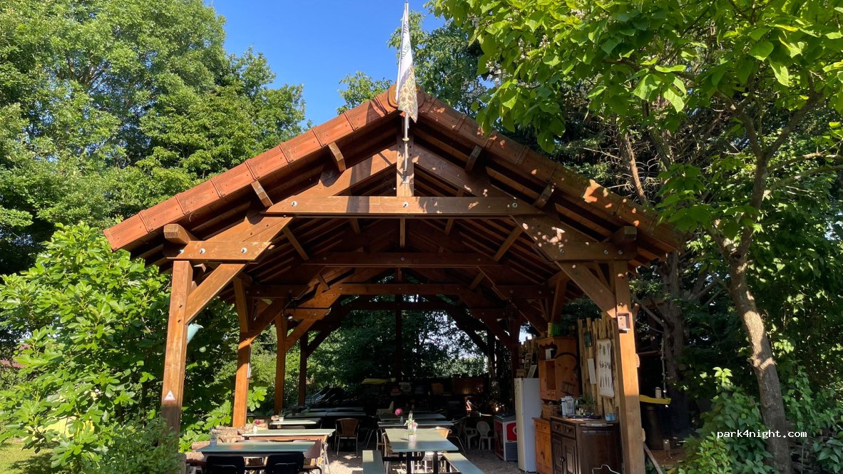 Camping Les Arbois — foto 2