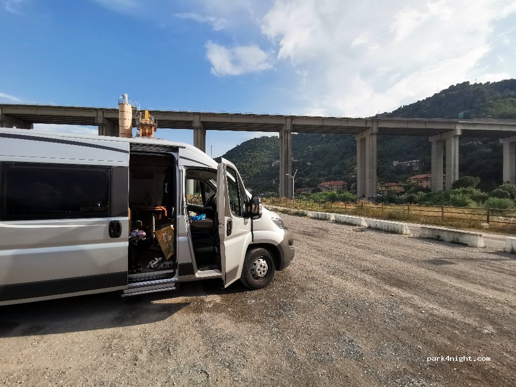 (18033) Camporosso - 297 Via Braie — foto