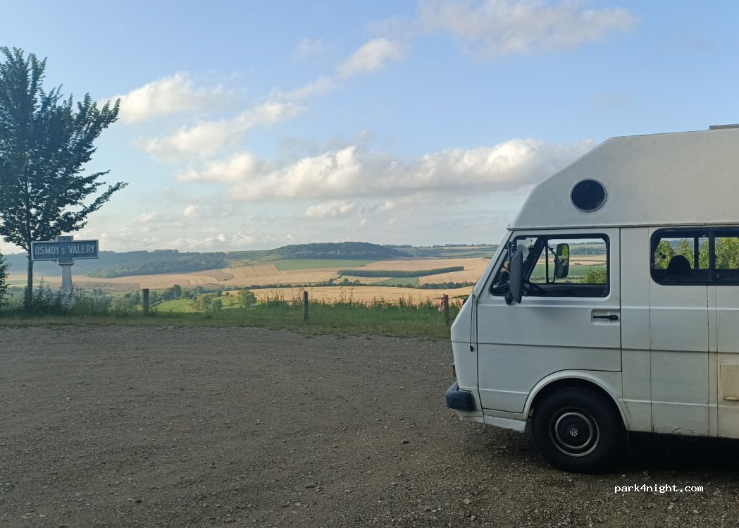 (76660) Osmoy-Saint-Valery - D77 — foto 4