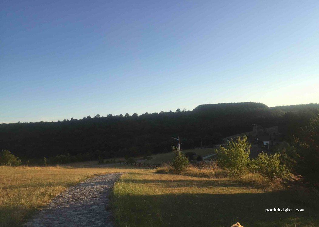 (2084) Chavdar - Unnamed Road — foto