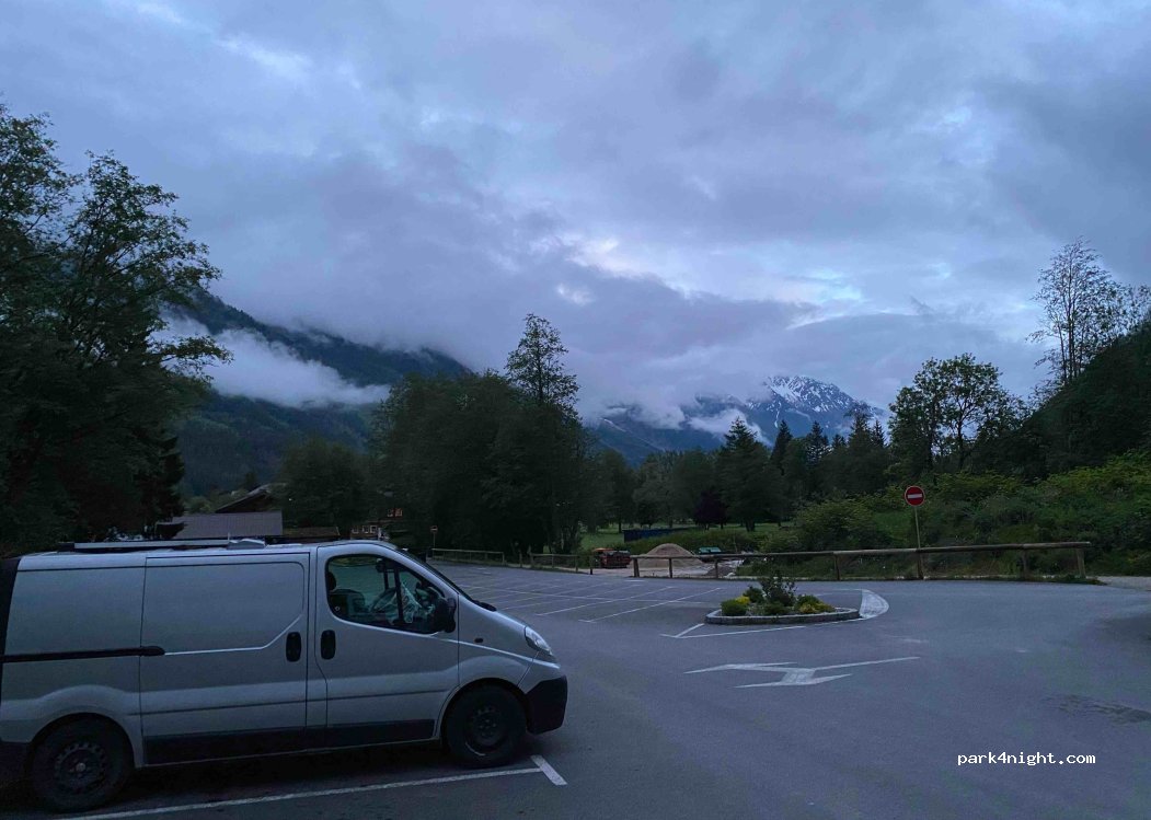 (74400) Chamonix-Mont-Blanc - 270 Route du Golf — foto 3