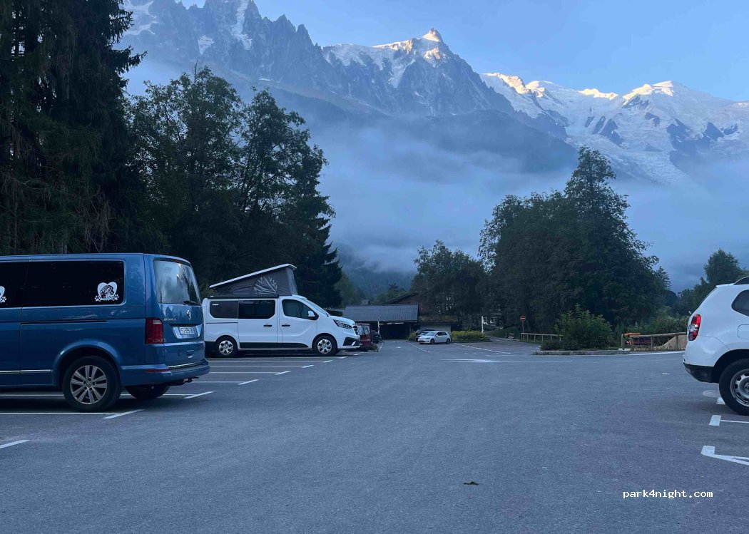(74400) Chamonix-Mont-Blanc - 270 Route du Golf — foto 4