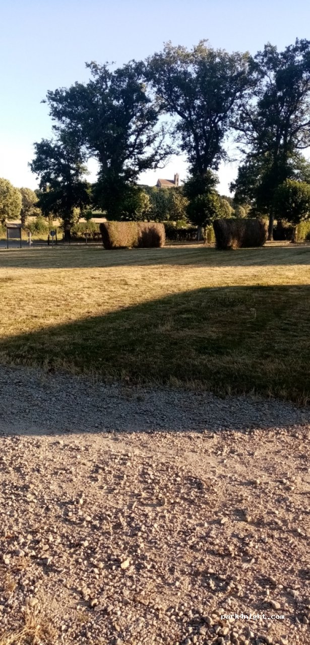 Camping municipal de Tronget — foto