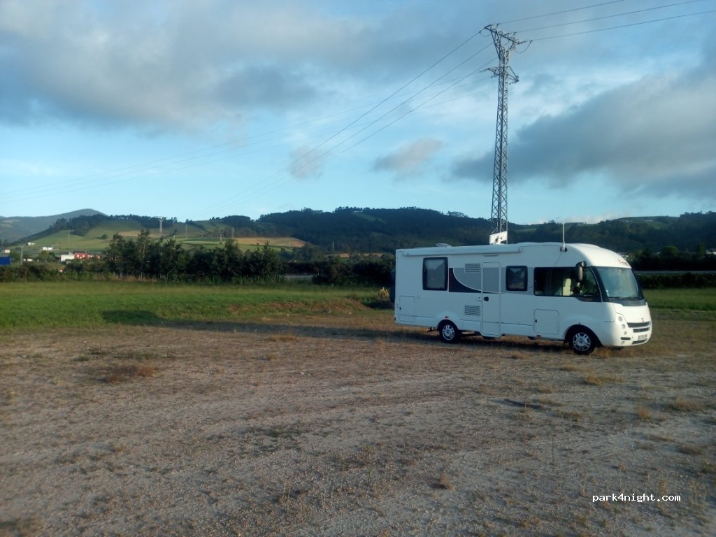 (33791) Luarca - Autovía del Cantábrico — foto