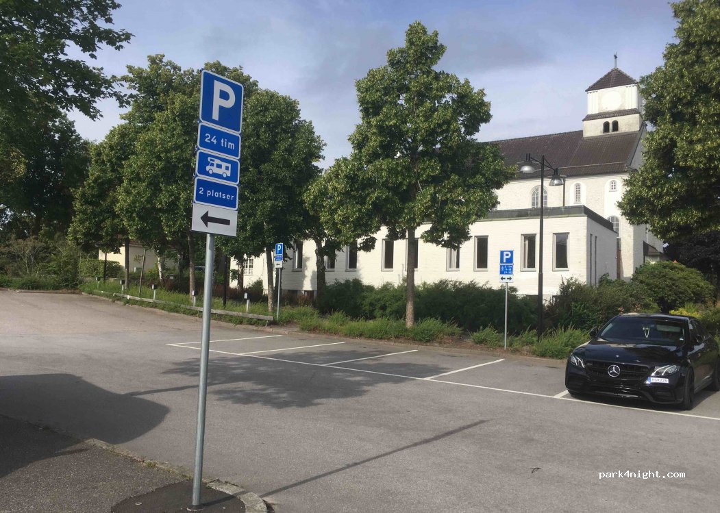 (641 30) Katrineholm - 40 Fredsgatan — foto 2