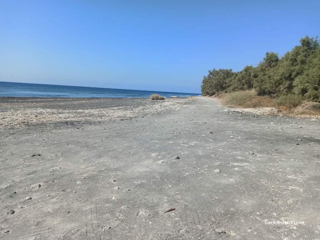 (847 03)  - Unnamed Road — foto