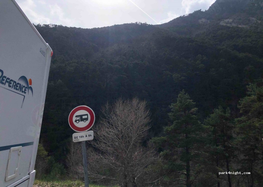 (04120) Castellane - D952 — foto 3