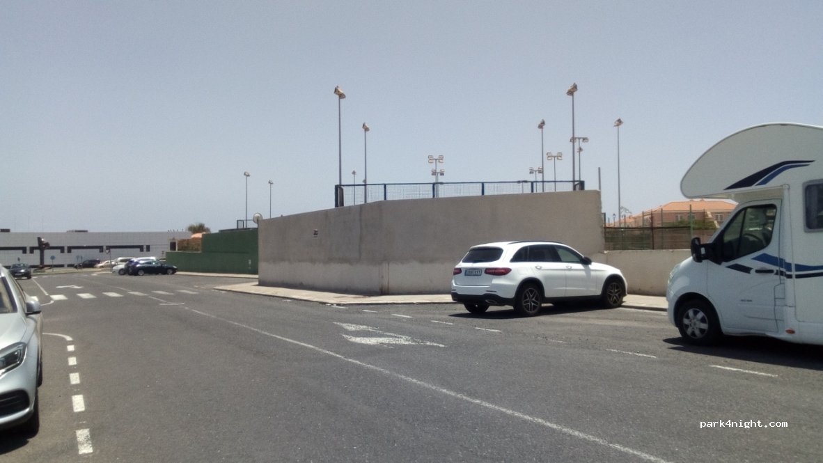 (35600) Puerto del Rosario - 15 Urbanización Granadas P18 — foto
