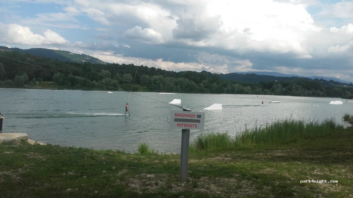 (01300) Brégnier-Cordon - — foto