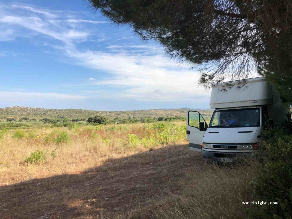 (66600) Opoul-Périllos - Route de Feuilla — foto