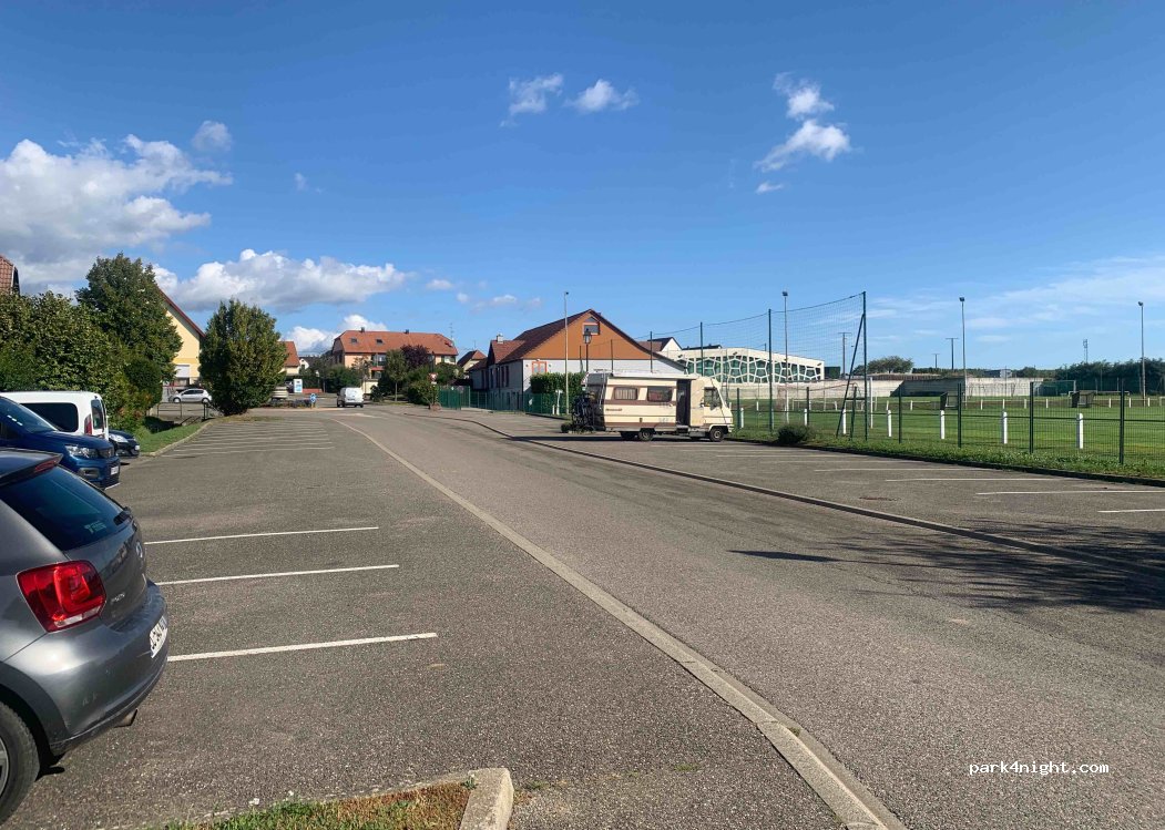 (68250) Pfaffenheim - 8 Rue du Stade — foto 2