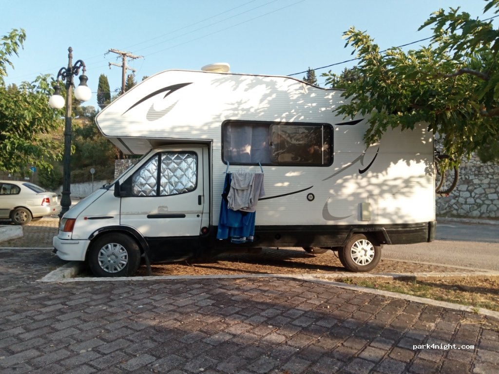 (280 84) Fiskardo - Unnamed Road — foto